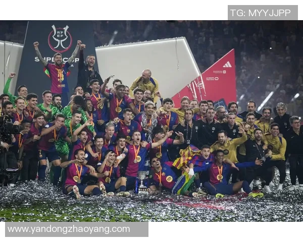 足球明星身着西装的高清图片展现魅力与风采的完美结合 足球明星身着西装的高清图片展现魅力与风采的完美结合